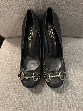 Coach Black Signature Wedge Pumps Horsebit Logo Heels Size 7.5